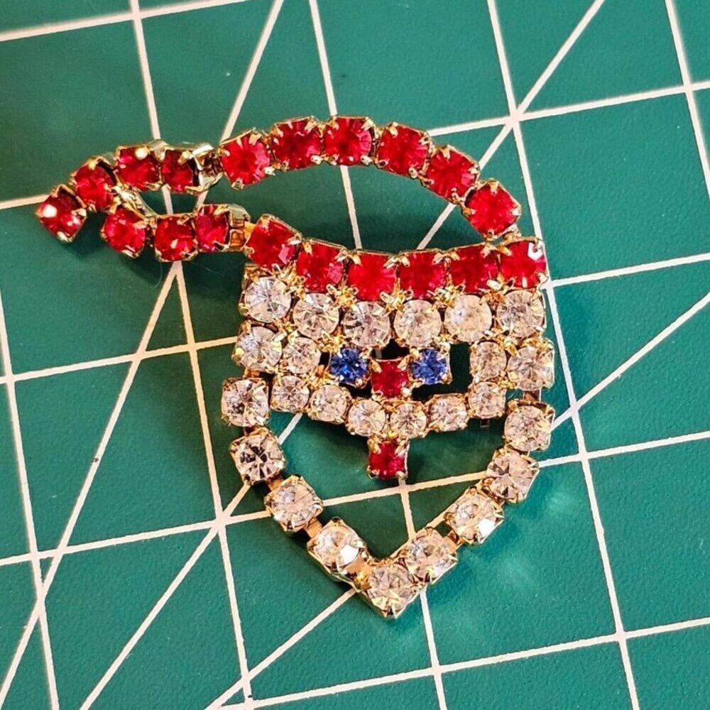 Vintage Rhinestone Santa Brooch / Holiday Pin - Picture 3 of 3